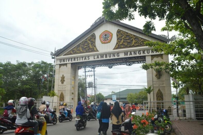 Daftar Universitas Terbaik Di Kalimantan, Calon Maba Wajib Tau!